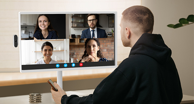 berita perusahaan terbaru tentang Produk baru - StandByMe Wireless Portable Smart TV  1